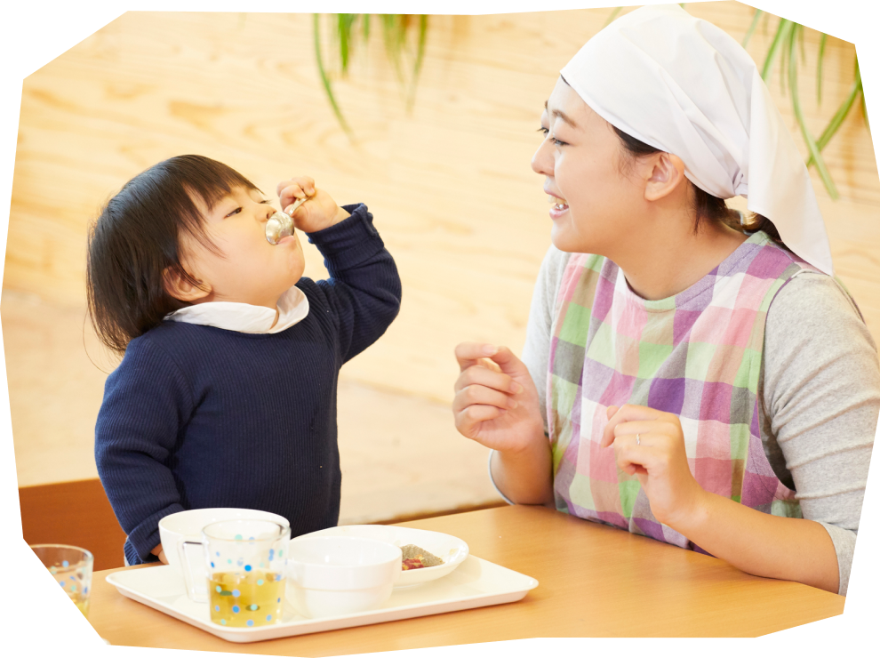 しろくま保育園の特色「給食」のイメージ画像